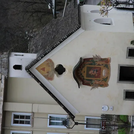 Hotel Zur Linde 2*